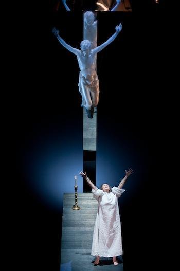 ❛Opéra❜ Sancta Susanna, Suor Angelica • 'Classé Pieux Classé X', une intelligente mise en miroir d'Hindemith & Puccini à l'Opéra de Lyon