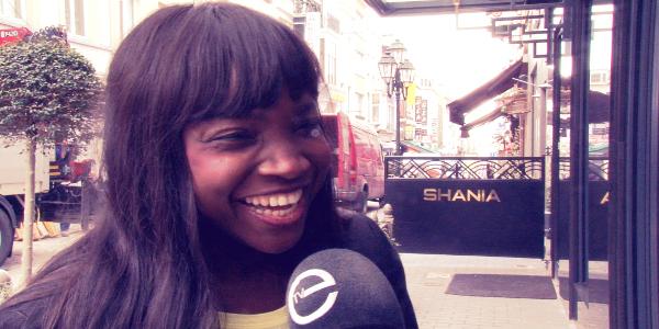 Un micro-trottoir des plus féminins !