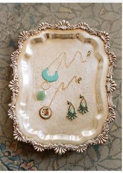 Un vestiaire pastel romantique avec Ruche