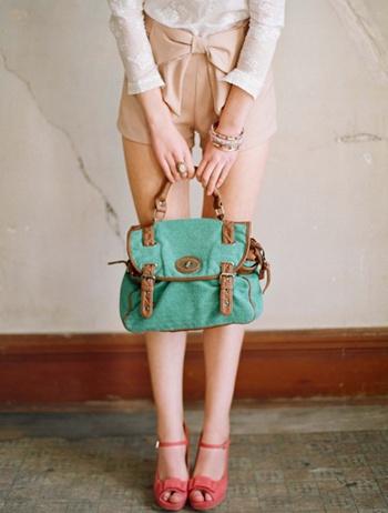 Un vestiaire pastel romantique avec Ruche