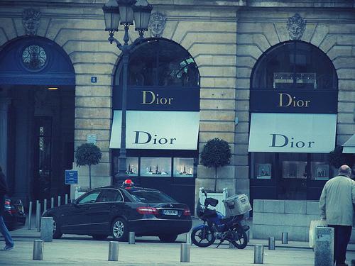 Dior_effected