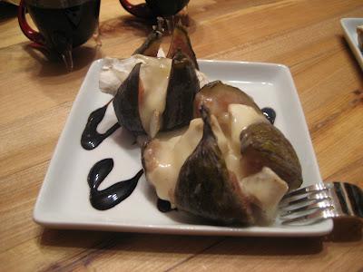 Figues rôties au chèvre chaud pour «un tour en cuisine»