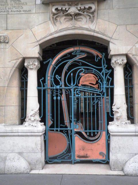 Art Nouveau à Paris : Le Castel Béranger d’Hector Guimard