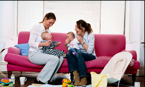 HubWin : le premier réseau d’entraide des mamans !