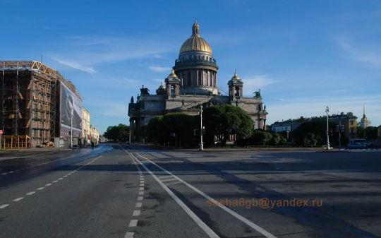 St. Petersburg in motion