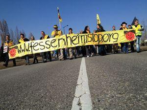 Des milliers pour dire #stopfessenheim devant la centrale #nucleaire de #fessenheim IMG_5834