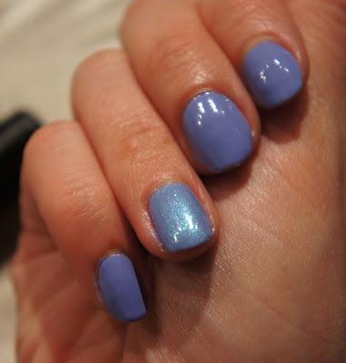 Une Touche de Lilas au Bout des Doigts...