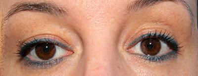 Technakohl de chez MAC, la plus belle couleur au monde.