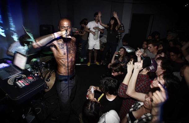 Nouvel extrait du prochain Death Grips.