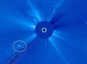 Nouvelle éruption solaire comète prise dans tempête