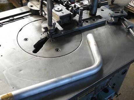 Portique armchair, la chaise balançoire par Florent Coirier Portique armchair, la chaise balançoire par Florent Coirier