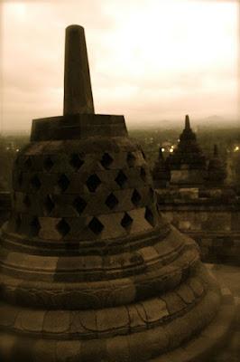 Stupa en haut de Borobudur