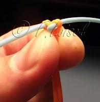 Scoubidou à 4 fils, depart sans boucle