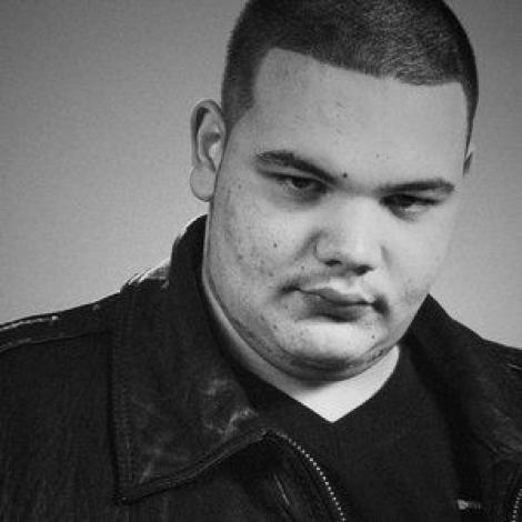 La légende de Johnny Niuuum : Interview de Sadek