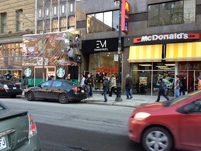 Montréal: La Guerre des cafés est déclarée entre Starbucks et McDonald's