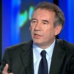 Suspendre ou pas la campagne : la position juste de François Bayrou