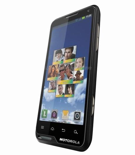 Motorola lance le smartphone Motoluxe