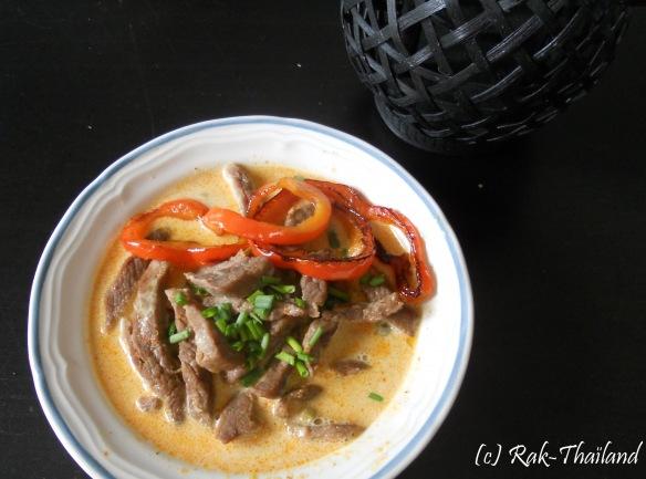Thaï Food – Curry de boeuf comme à Chiang-Mai