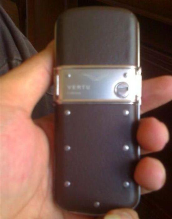 22 photos d’un mafieux chinois publiées sur internet