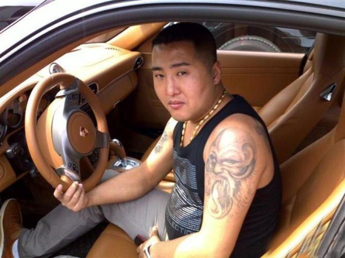 22 photos d’un mafieux chinois publiées sur internet