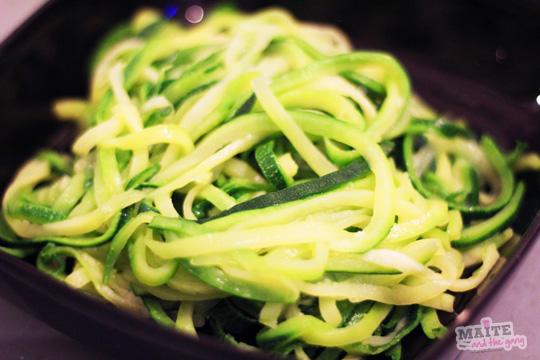 Salade de spaghetti de courgettes et tomates séchées !