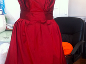Projet contemporain petite robe soie rouge