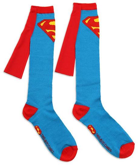 cape chaussettes superman gnd geek1 Des chaussettes à capes superman ? produits geek  geek gnd geekndev