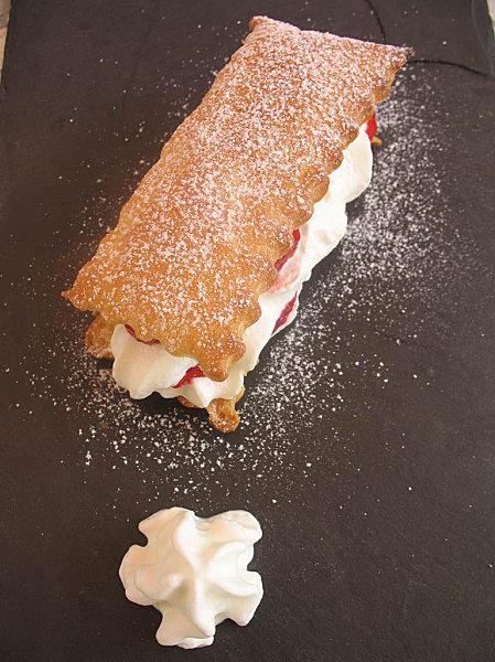 240312 FEUILLETEE AUX GARIGUETTES 001