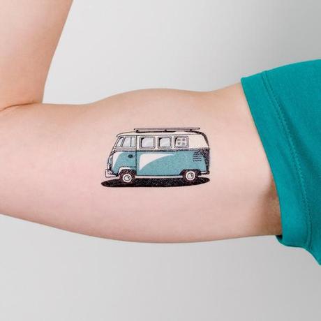Tattly : 4 nouveaux tatouages temporaires graphiques Tattly : 4 nouveaux tatouages temporaires