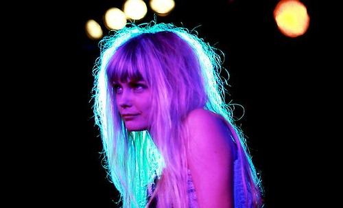 Neon Girl : Mette Lindberg of The Asteroids Galaxy Tour