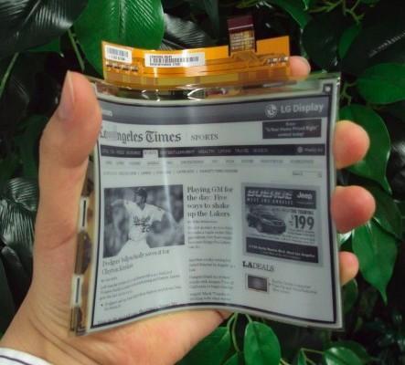 LG lance la production de masse d’écrans flexibles LG lance la production de masse d’écrans flexibles