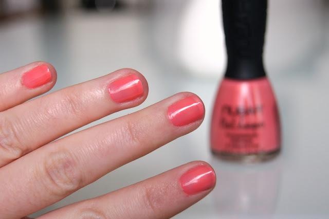 Nubar Red Sea Coral swatch