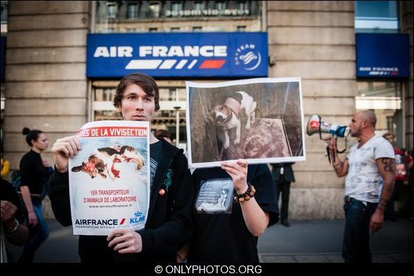 rassemblement-contre-airfrance-klm-animaux-paris-0004