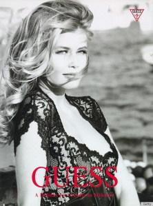 Mode : Claudia Schiffer, nouvelle égérie de Guess