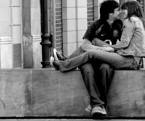 Avez-vous plus de rapports sexuels si vous votez à droite ou à gauche ? Avez-vous plus de rapports sexuels si vous votez à droite ou à gauche ?