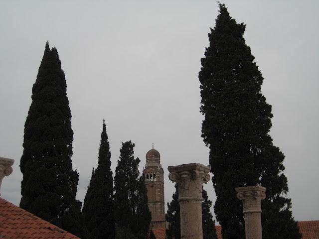 Dans le jardin du Casino degli Spiriti