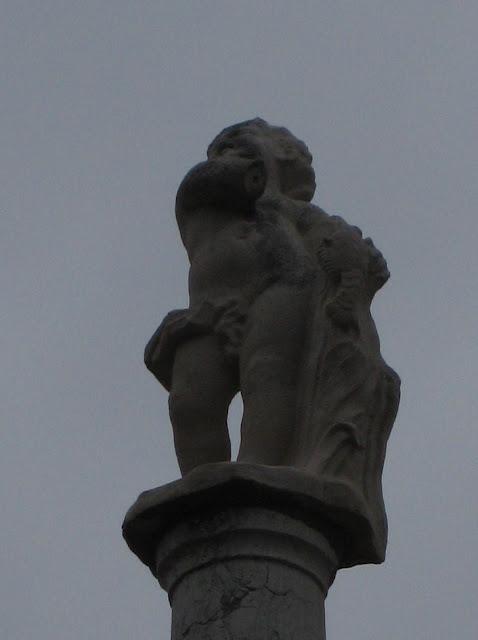 Dans le jardin du Casino degli Spiriti