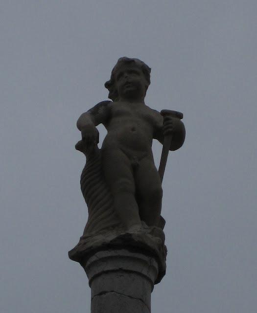 Dans le jardin du Casino degli Spiriti