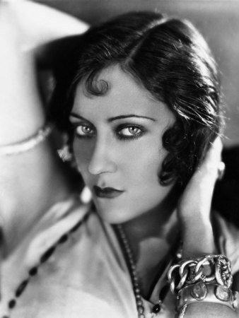 sadie-thompson-gloria-swanson-1928.jpg