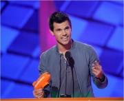 Kristen Stewart & Taylor Lautner aux Kids Choice Awards