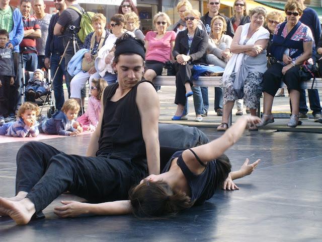 et bien dansez maintenant