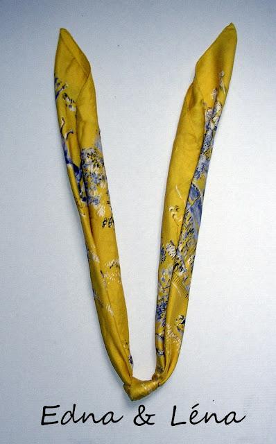 COMMENT FAIRE UN COLLIER AVEC UN FOULARD