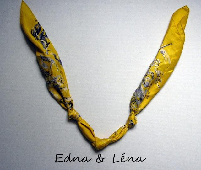 COMMENT FAIRE UN COLLIER AVEC UN FOULARD