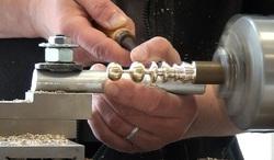 Artisans d'art. Ils avancent ensemble vers l'avenir... (vidéo)