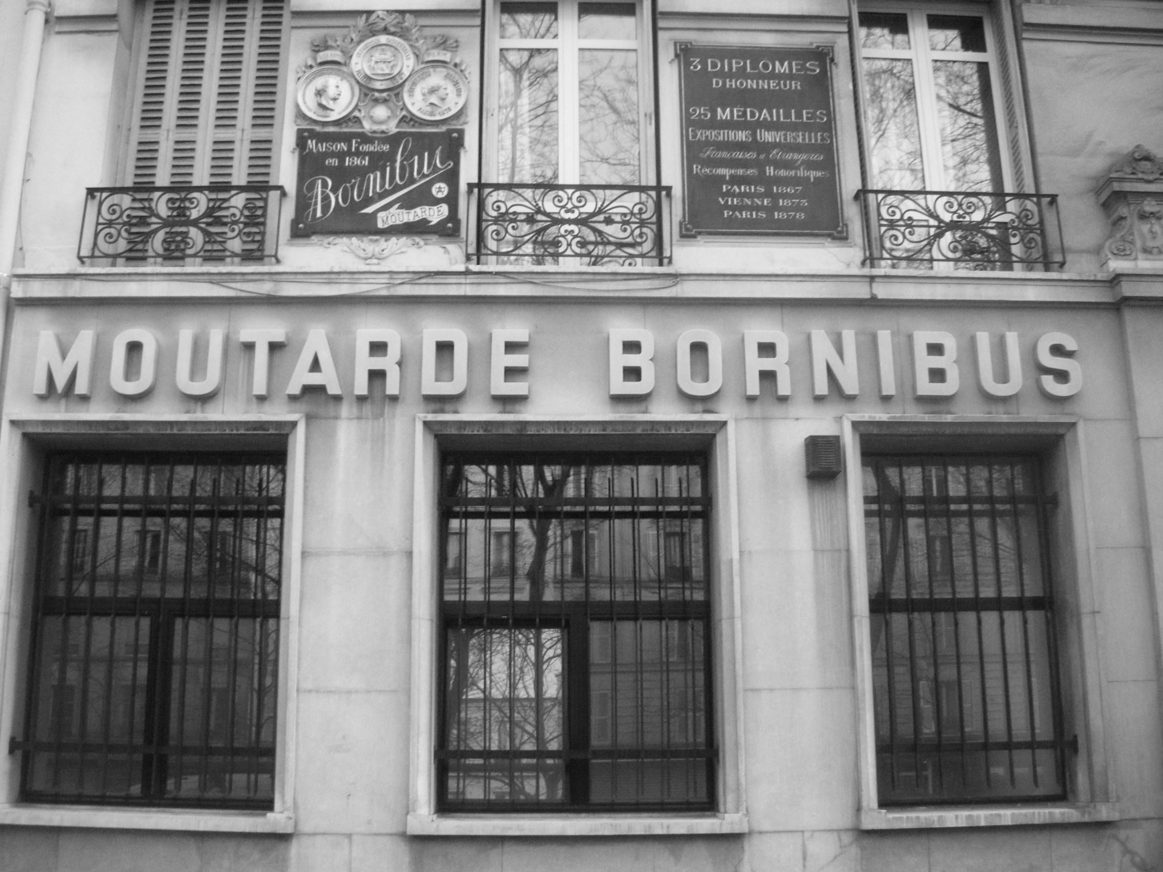 Hommage à la moutarde Bornibus sur le Boulevard de la Villette