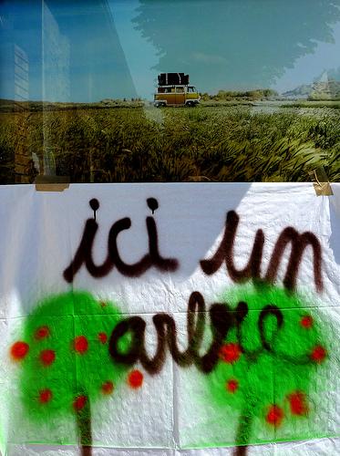 Publicité  : Eva Joly prône la régulation