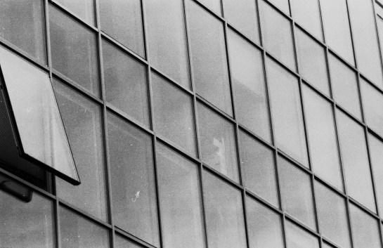 Rebuilding Nantes / windows are gold