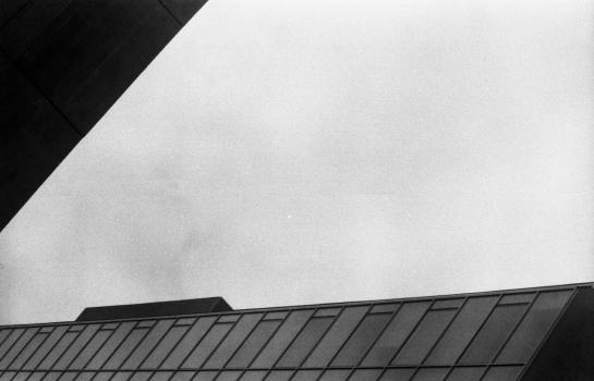 Rebuilding Nantes / windows are gold