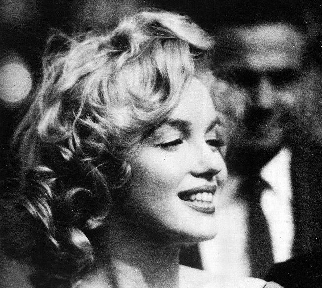 Marilyn-Monroe-marilyn-monroe-14991390-1500-1342.jpg