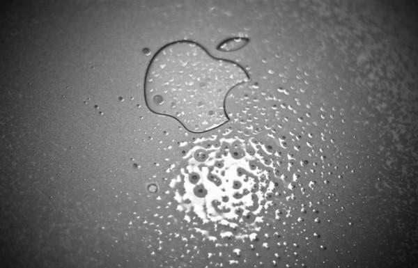 apple logo sign virus mac 600x385 600 000 Macs infectés par un Malware